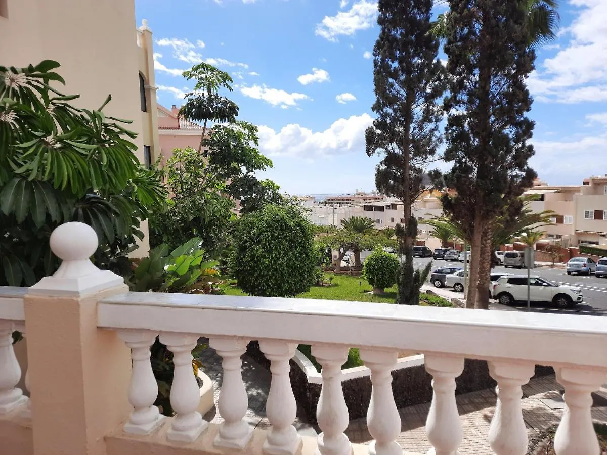 Castle Harbour Aparthotel Los Cristianos  3*, Los Cristianos (Tenerife)