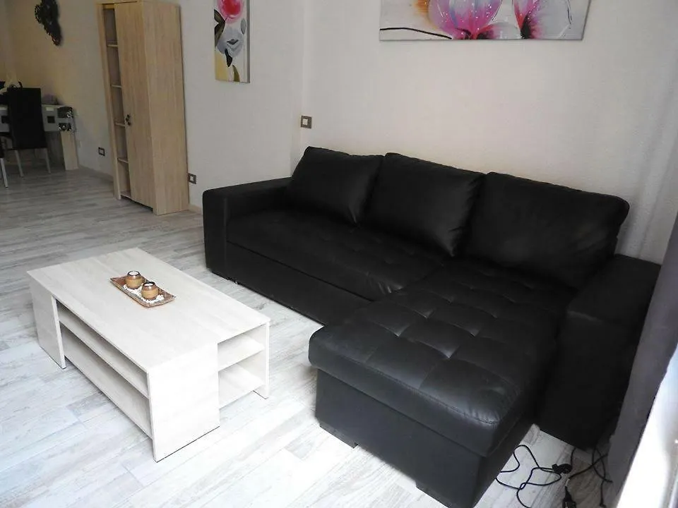 Castle Harbour Aparthotel Los Cristianos