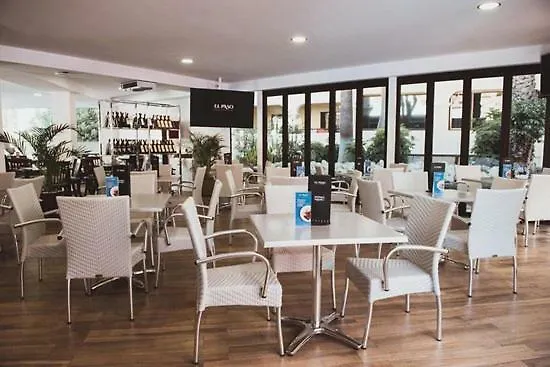 Castle Harbour Aparthotel Los Cristianos